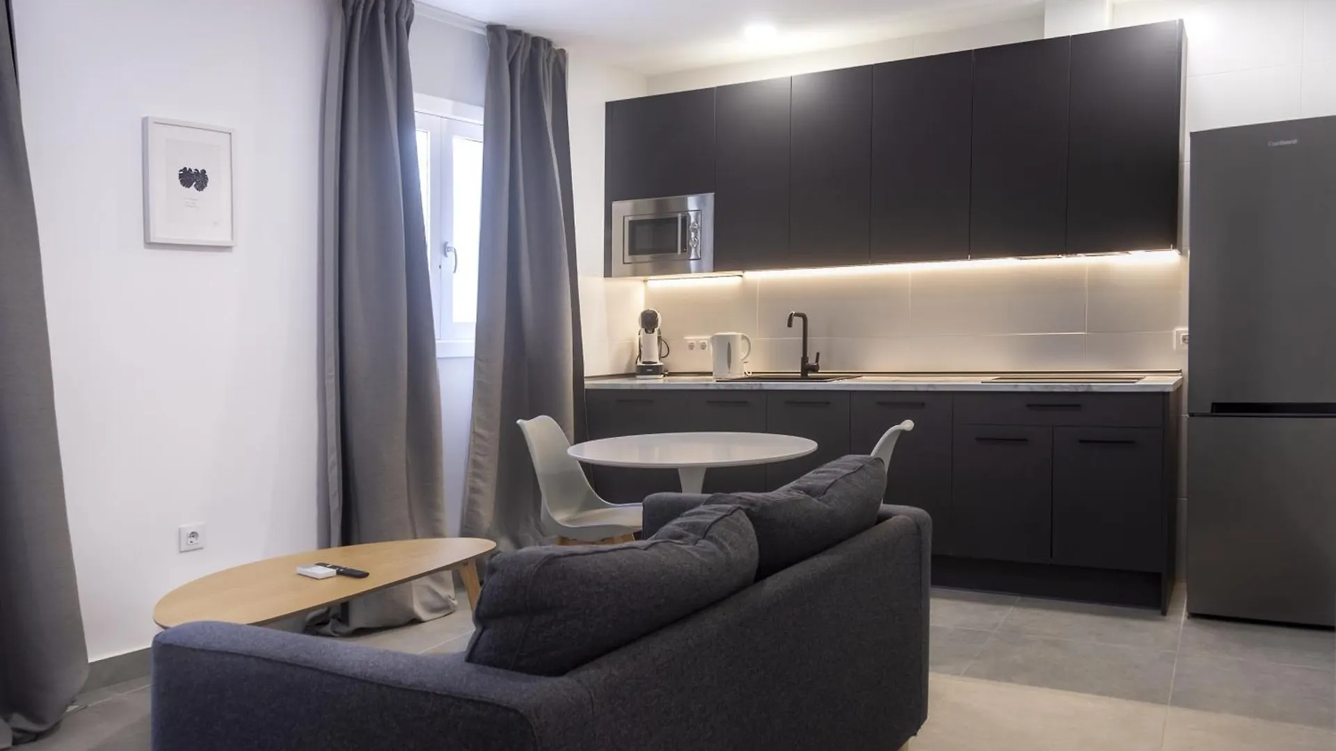 Apartamentos La Tahona Cadiz
