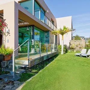https://holiday-home-villa-gema-spacious-scenic-wlan-ac.maspalomashotels.com