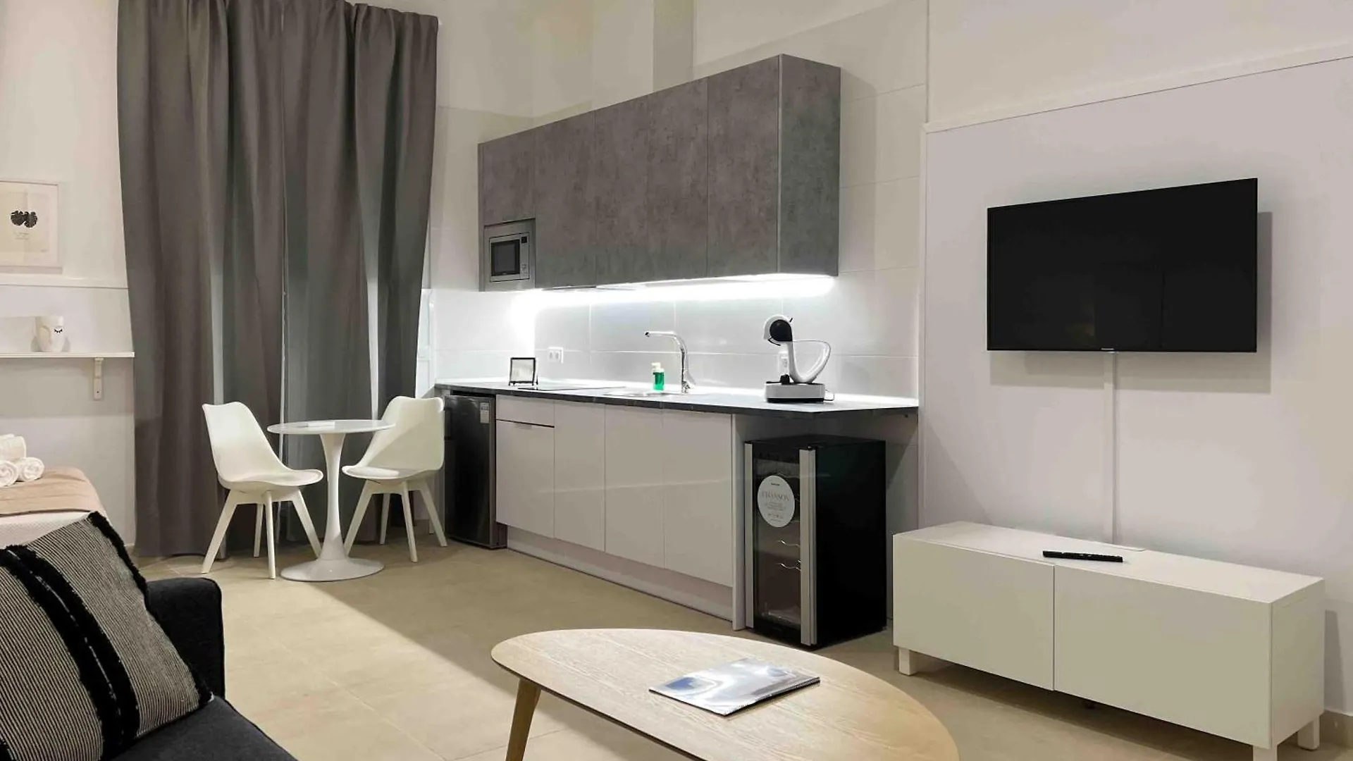 Apartamentos La Tahona Cádiz Apartment