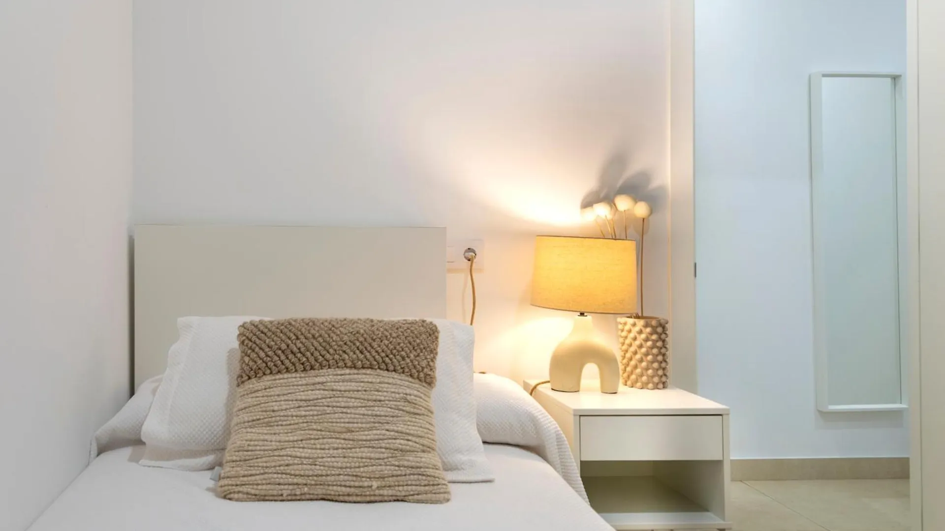 Apartamentos La Tahona Cadiz