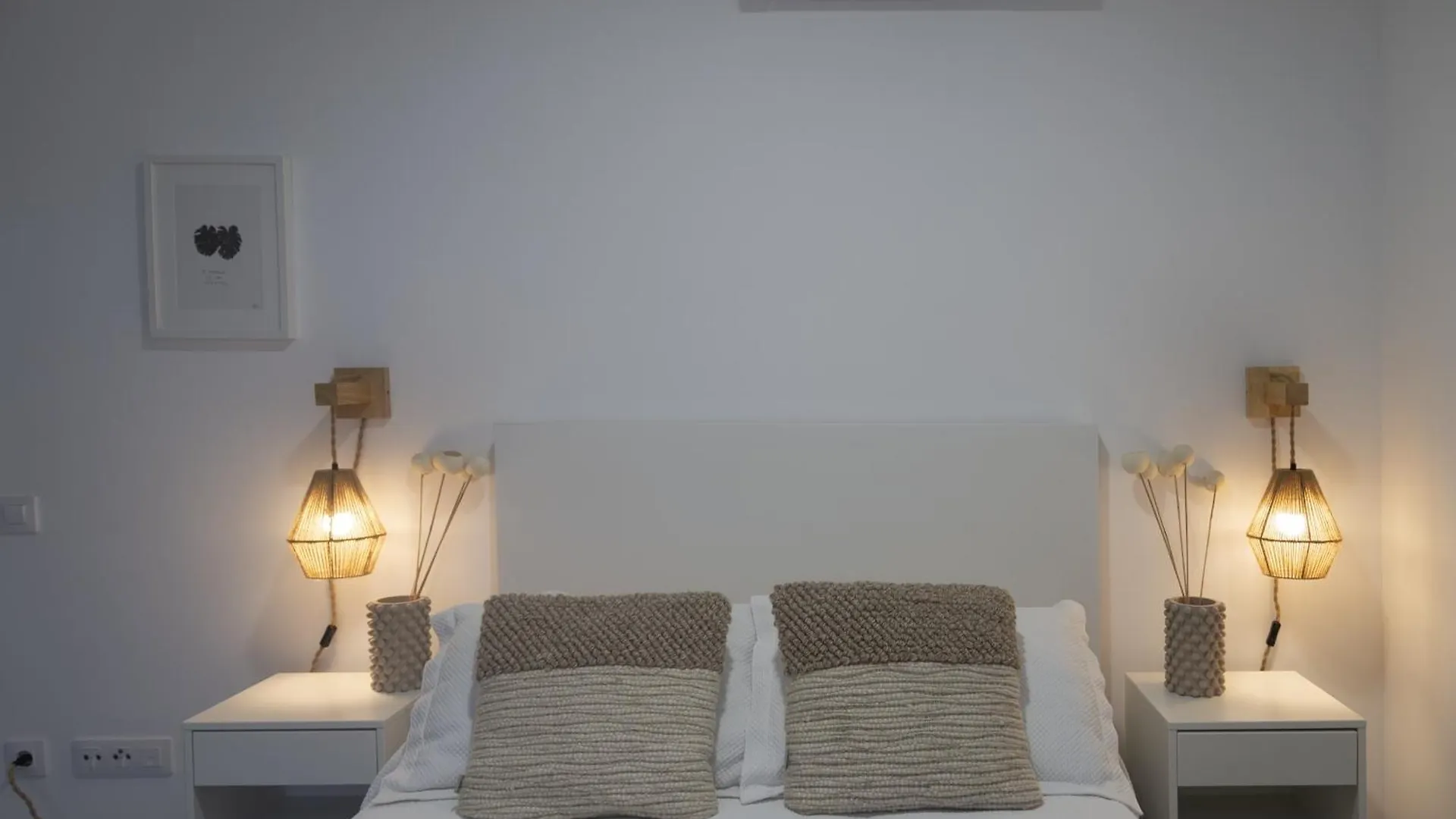 Apartamentos La Tahona Cadiz Apartment